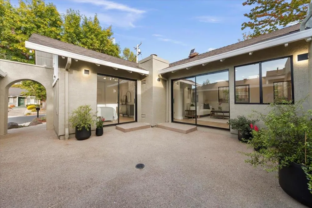 198 Greenwich Drive Pleasant Hill, CA 94523