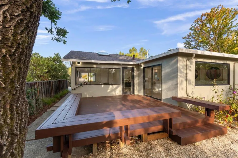 198 Greenwich Drive Pleasant Hill, CA 94523