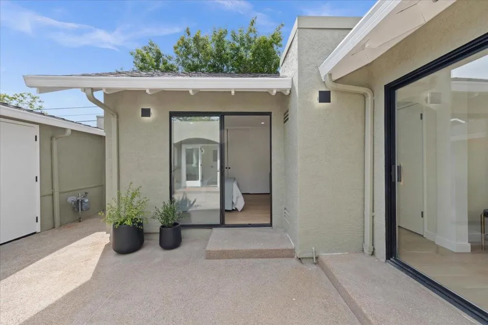 198 Greenwich Drive Pleasant Hill, CA 94523