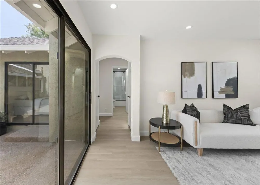 198 Greenwich Drive Pleasant Hill, CA 94523