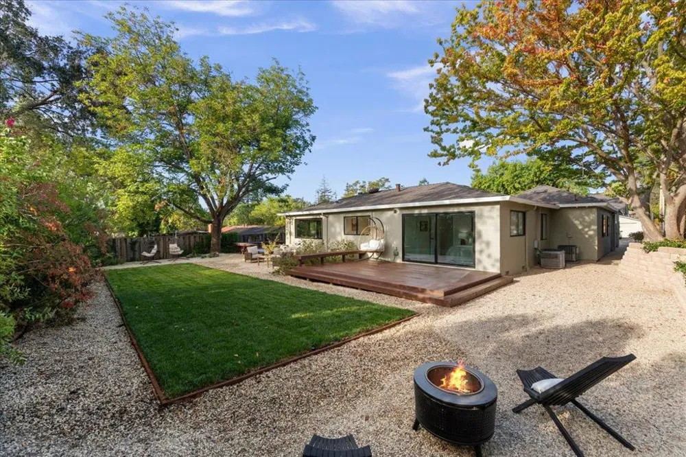198 Greenwich Drive Pleasant Hill, CA 94523