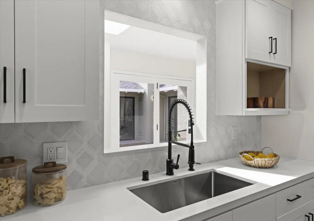 198 Greenwich Drive Pleasant Hill, CA 94523