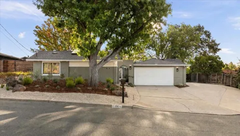 198 Greenwich Drive