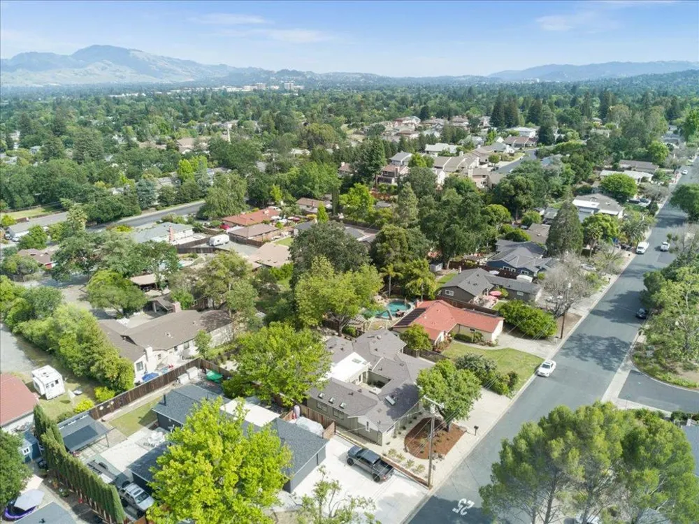 198 Greenwich Drive Pleasant Hill, CA 94523