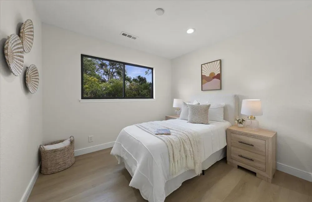 198 Greenwich Drive Pleasant Hill, CA 94523