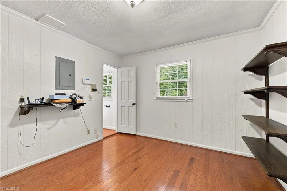 1409 Rockwood Avenue Burlington, NC 27215