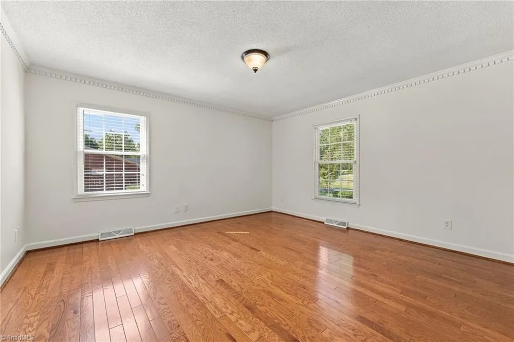 1409 Rockwood Avenue Burlington, NC 27215