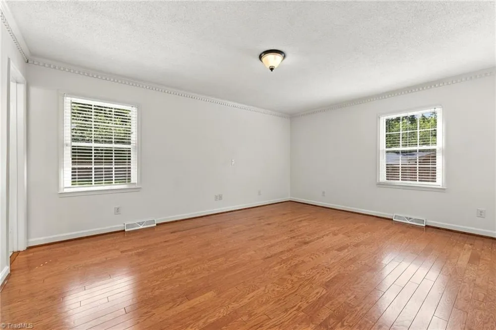 1409 Rockwood Avenue Burlington, NC 27215