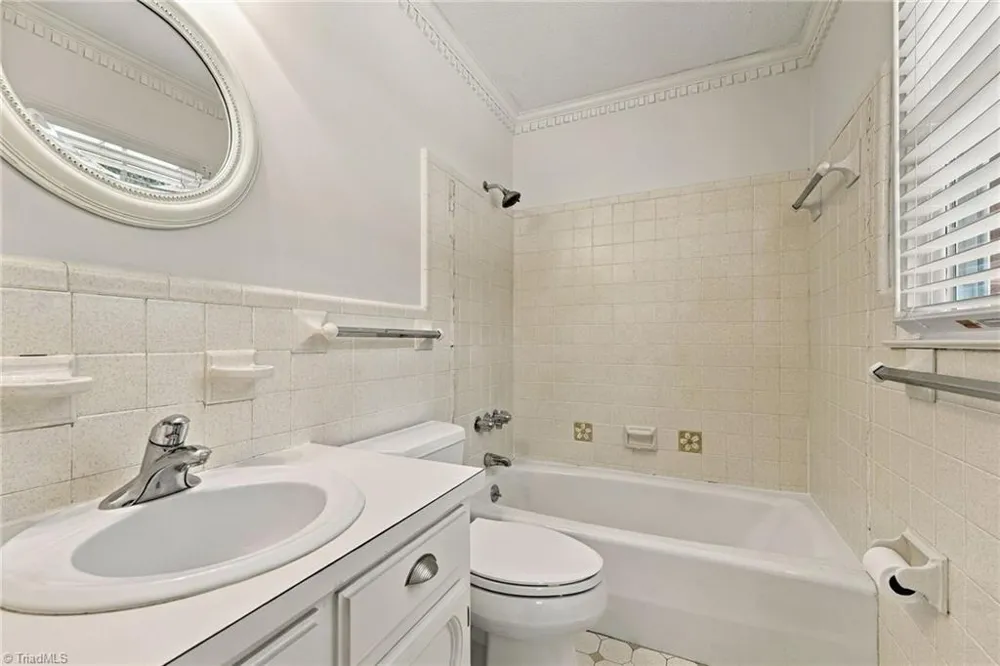 1409 Rockwood Avenue Burlington, NC 27215