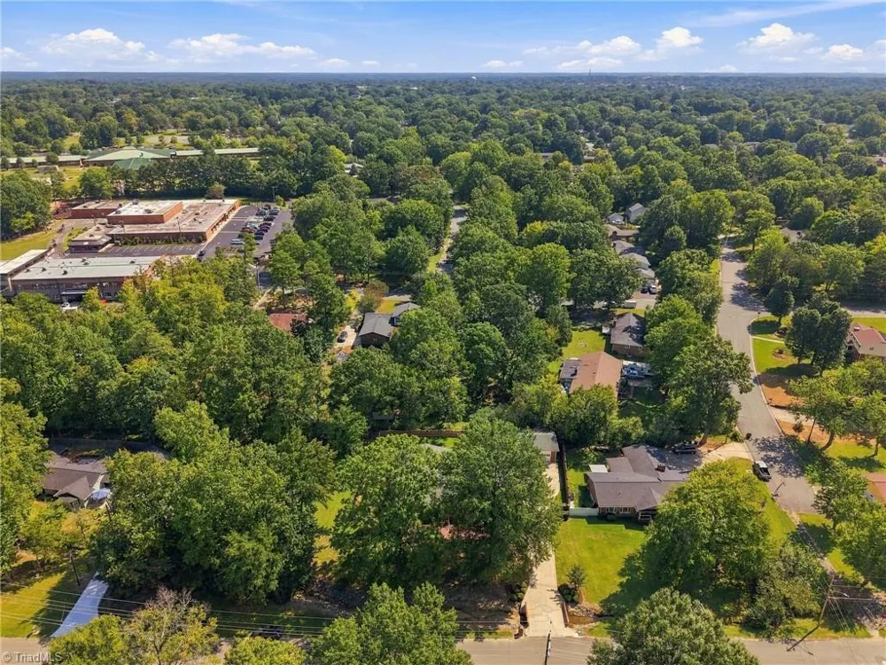1409 Rockwood Avenue Burlington, NC 27215