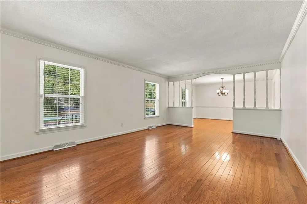 1409 Rockwood Avenue Burlington, NC 27215