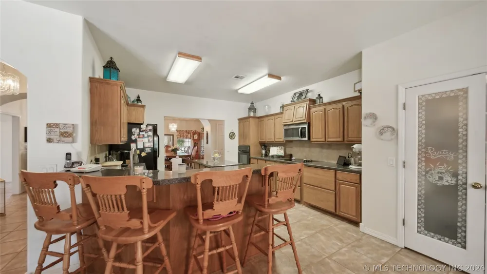 9601 S 282nd EastAvenue Broken Arrow, OK 74014