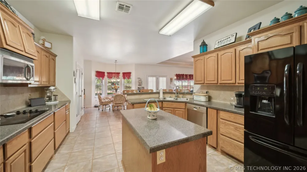 9601 S 282nd EastAvenue Broken Arrow, OK 74014