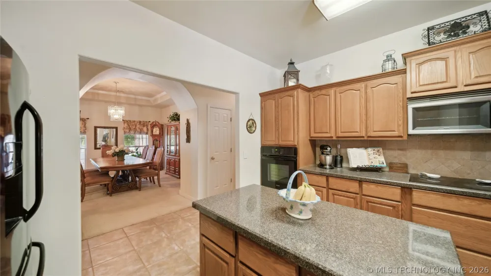 9601 S 282nd EastAvenue Broken Arrow, OK 74014