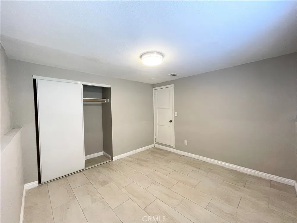 976 E Edgecomb #B Covina, CA 91724
