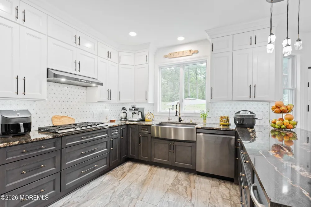 48 Friendship Road Howell, NJ 07731