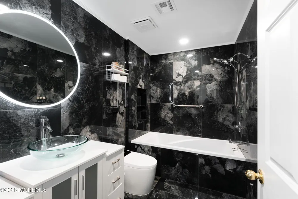 48 Friendship Road Howell, NJ 07731