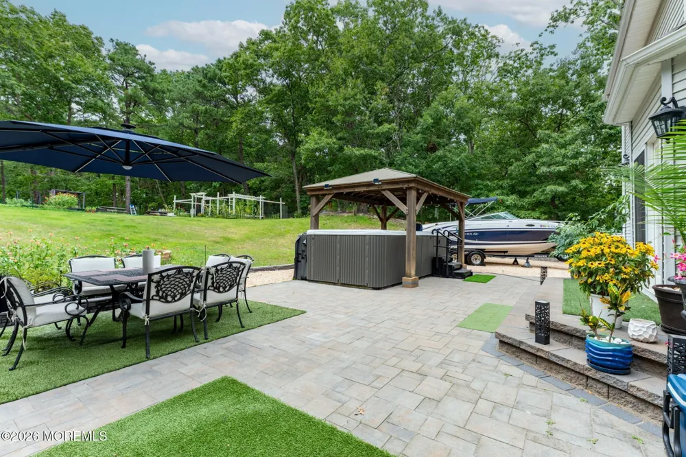 48 Friendship Road Howell, NJ 07731