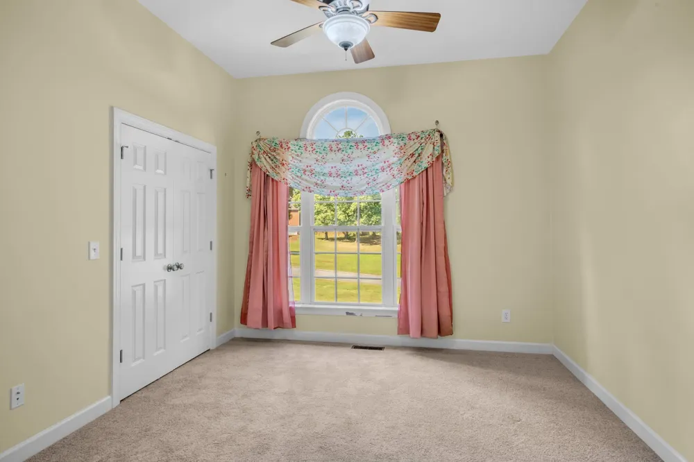 7205 McCormick Ln Fairview, TN 37062