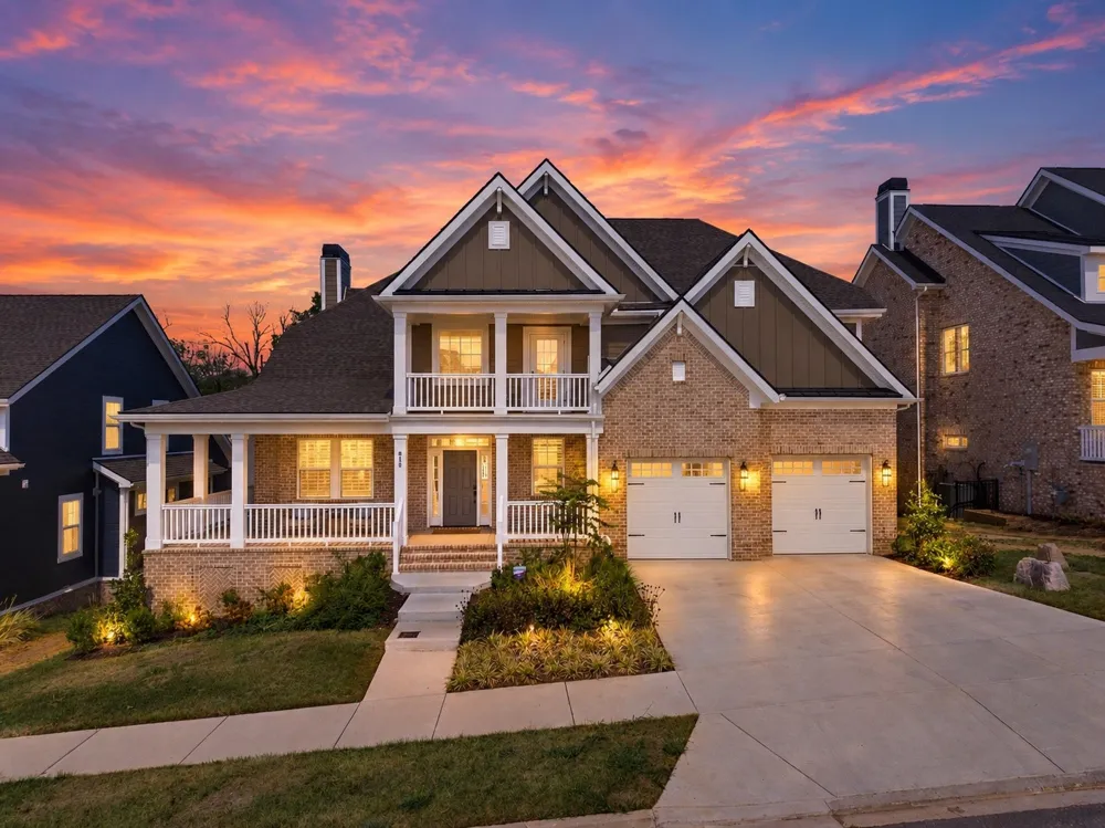 810 Westchester Cir Hendersonville, TN 37075