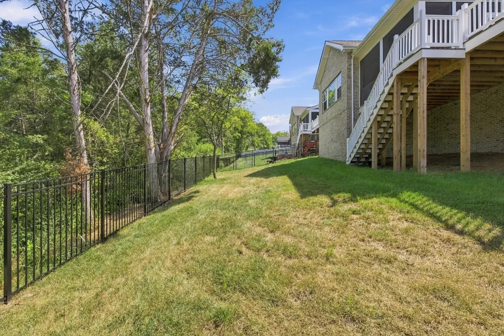 810 Westchester Cir Hendersonville, TN 37075