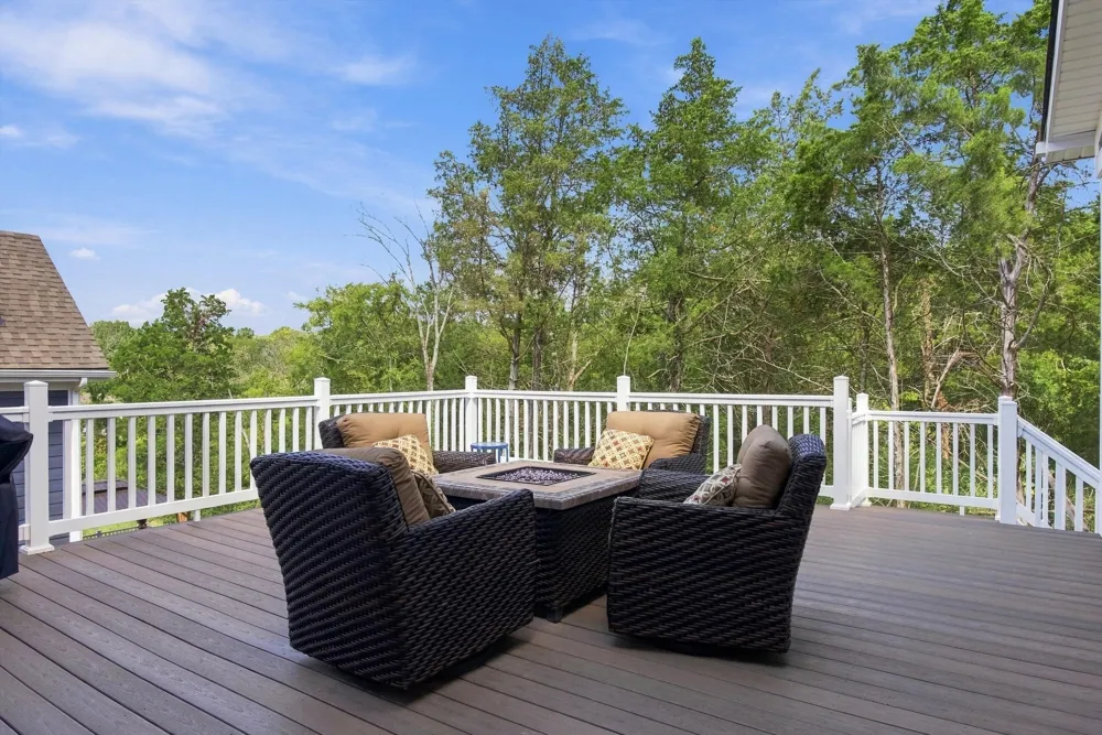 810 Westchester Cir Hendersonville, TN 37075