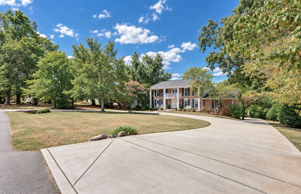 201 Long Valley Rd Brentwood, TN 37027