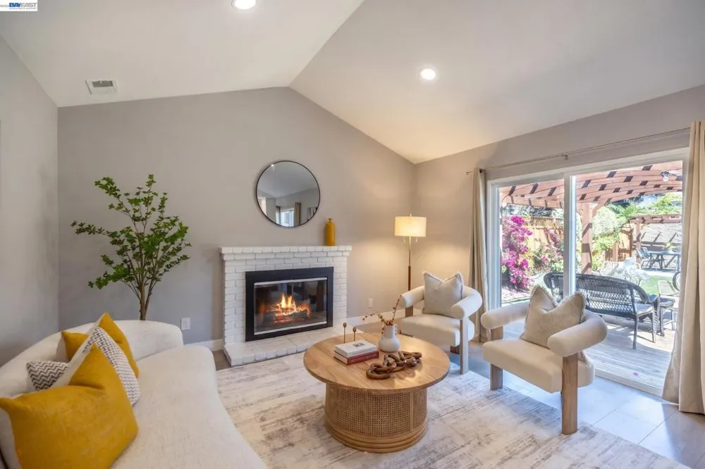 38475 Jacaranda Dr Newark, CA 94560