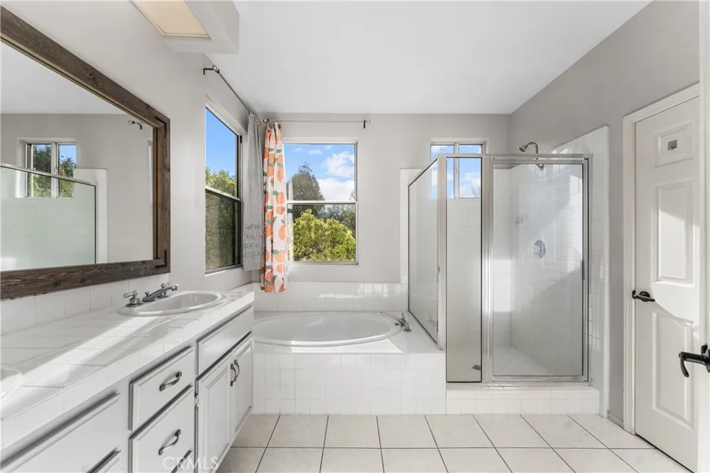 11152 Terraceridge Moorpark, CA 93021