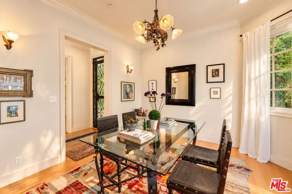 9835 Portola Drive Los Angeles, CA 90210