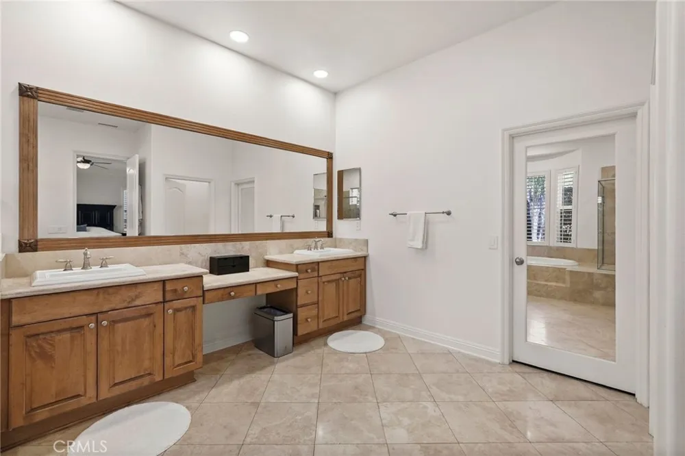 20371 Via Botticelli Porter Ranch, CA 91326