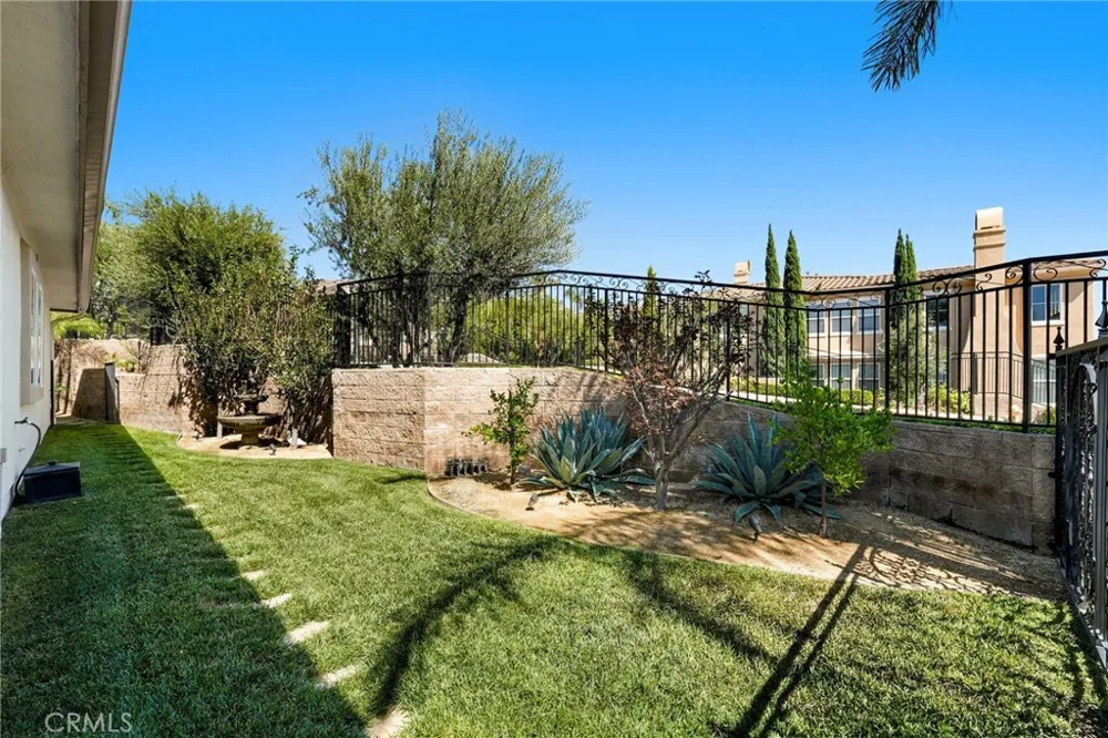 20371 Via Botticelli Porter Ranch, CA 91326