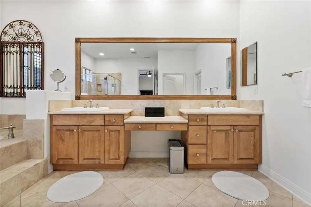 20371 Via Botticelli Porter Ranch, CA 91326