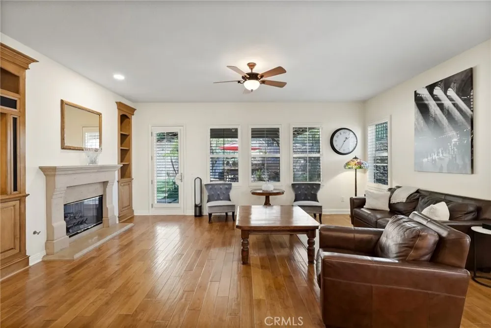 20371 Via Botticelli Porter Ranch, CA 91326