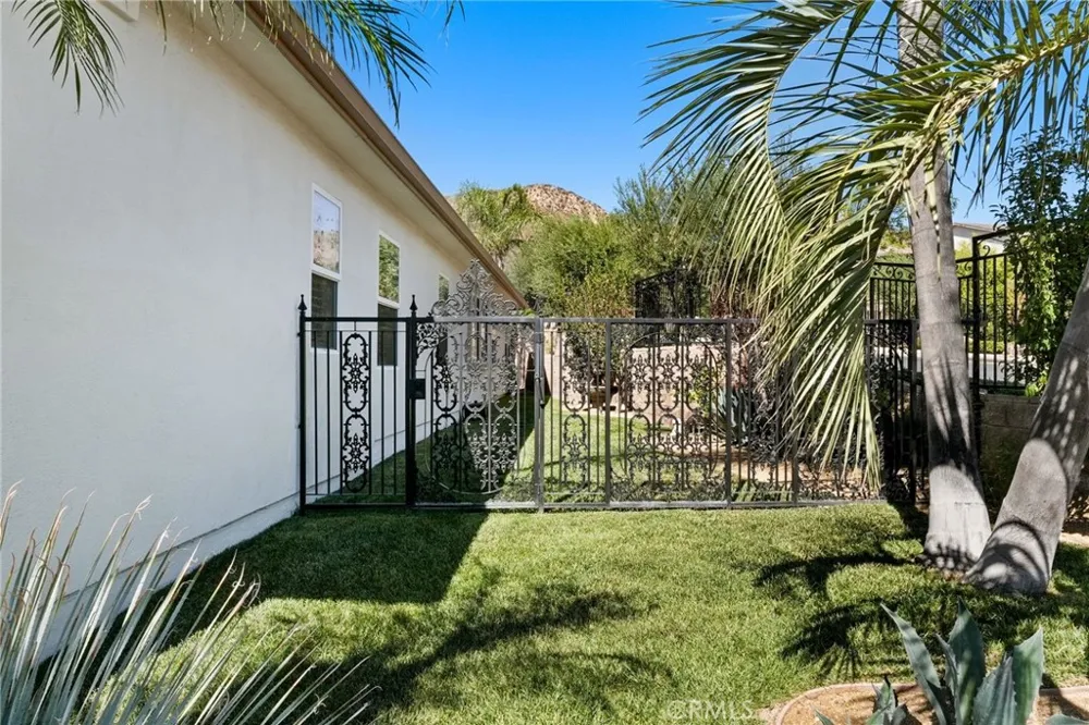 20371 Via Botticelli Porter Ranch, CA 91326