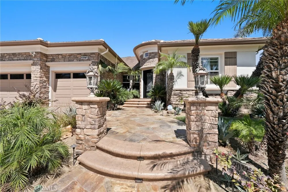 20371 Via Botticelli Porter Ranch, CA 91326