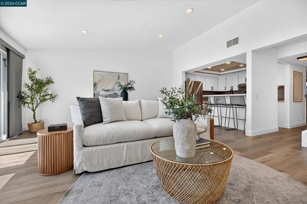 28 Janin Pl Pleasant Hill, CA 94523