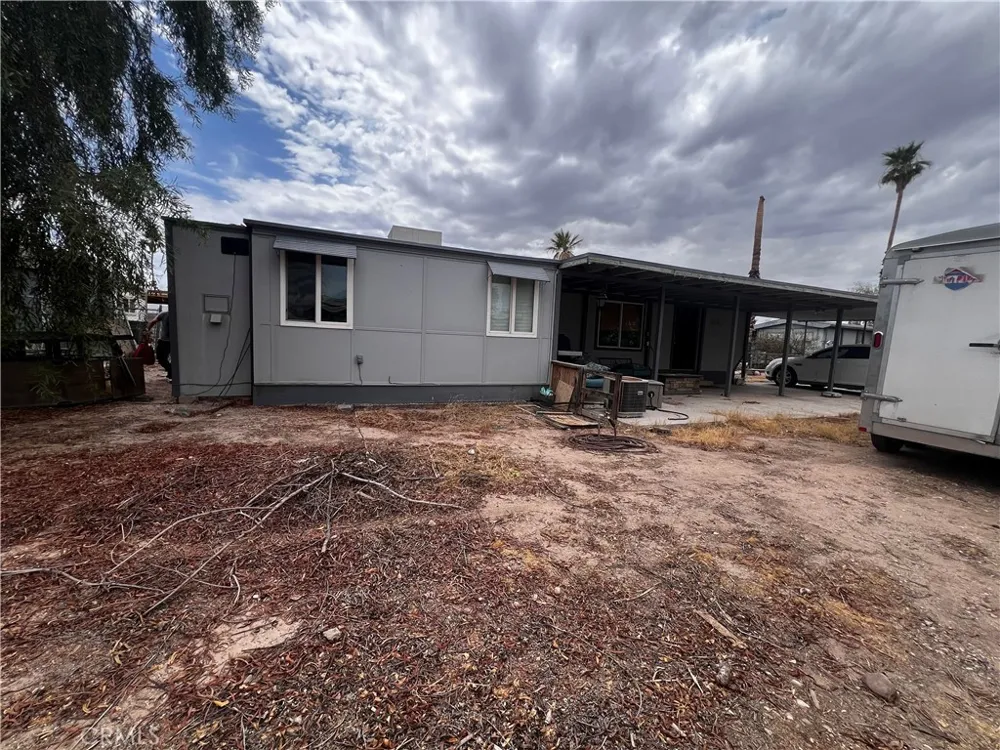 1225 Desert Needles, CA 92363