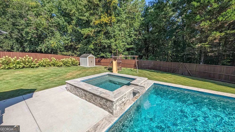 308 Vendella CIR Peachtree City, GA 30269