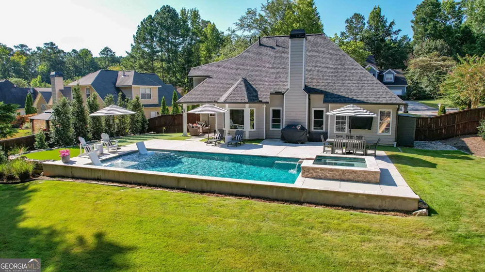 308 Vendella CIR Peachtree City, GA 30269