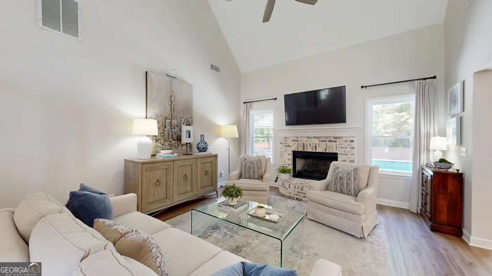 308 Vendella CIR Peachtree City, GA 30269