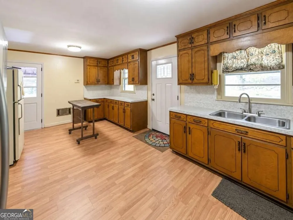 2411 Rackley RD Ellijay, GA 30536