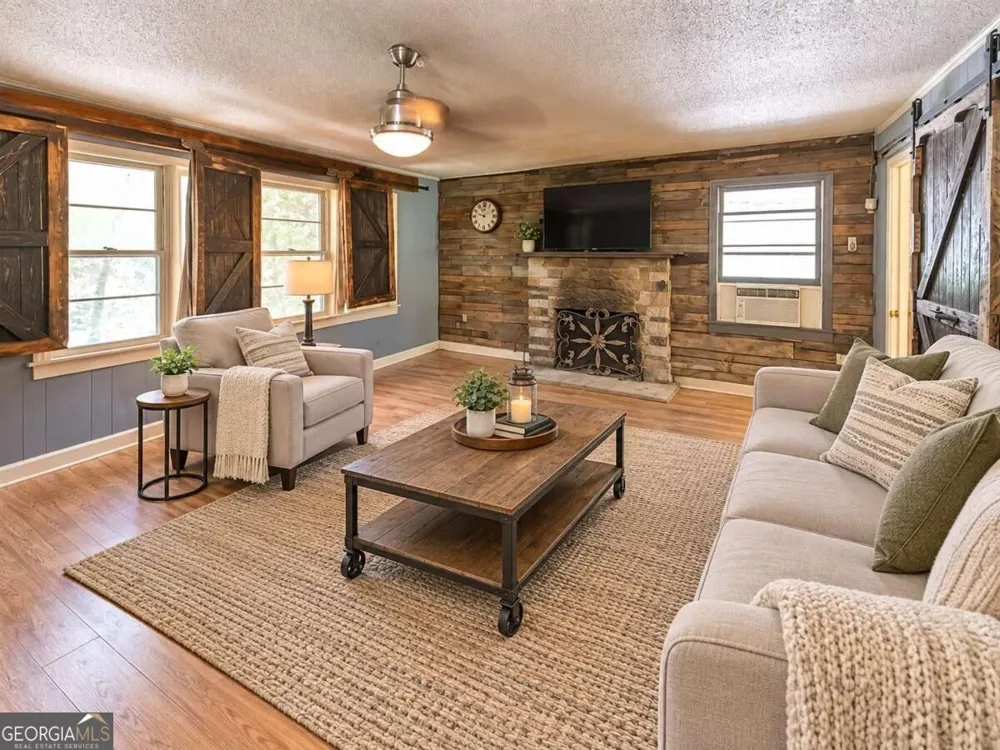 2411 Rackley RD Ellijay, GA 30536