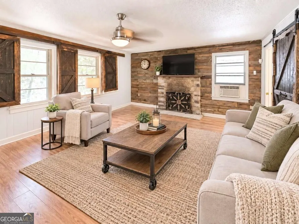 2411 Rackley RD Ellijay, GA 30536