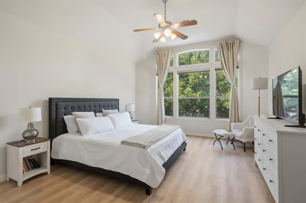 10113 Loxley Lane Austin, TX 78717