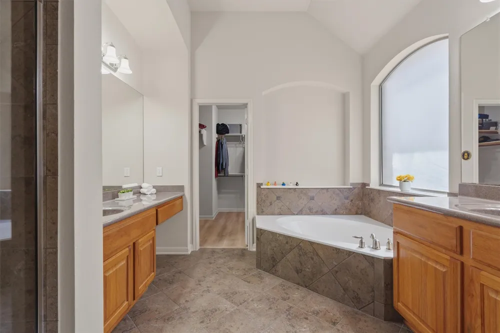 10113 Loxley Lane Austin, TX 78717