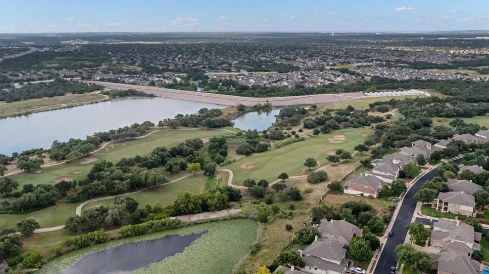 10113 Loxley Lane Austin, TX 78717