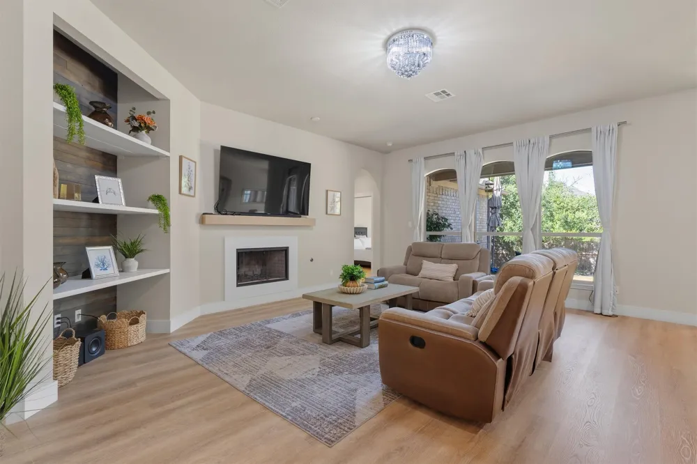 10113 Loxley Lane Austin, TX 78717