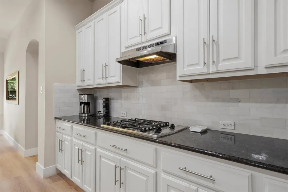 10113 Loxley Lane Austin, TX 78717