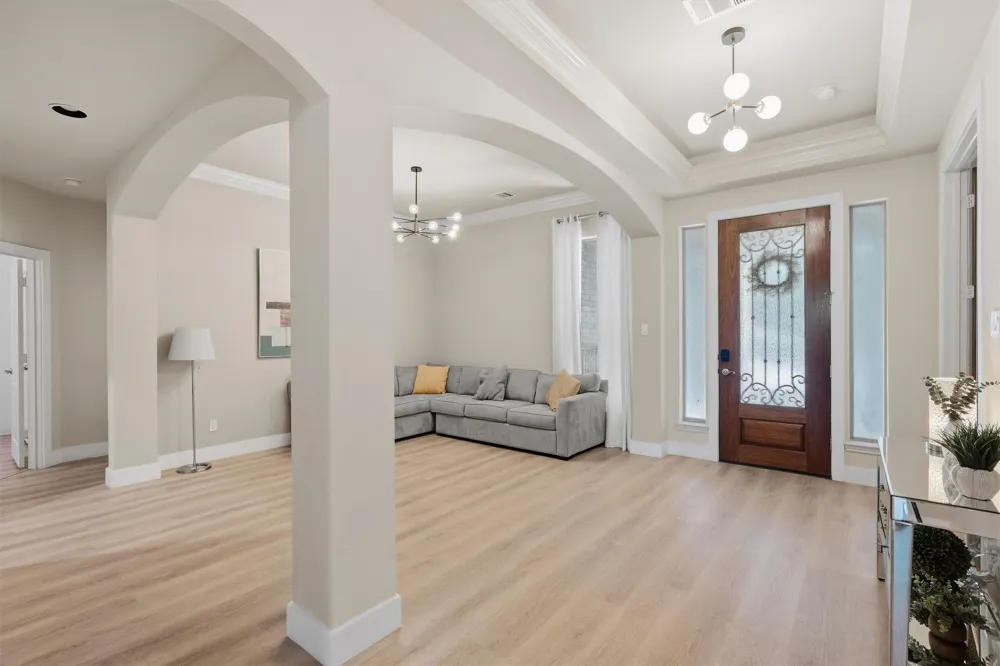 10113 Loxley Lane Austin, TX 78717